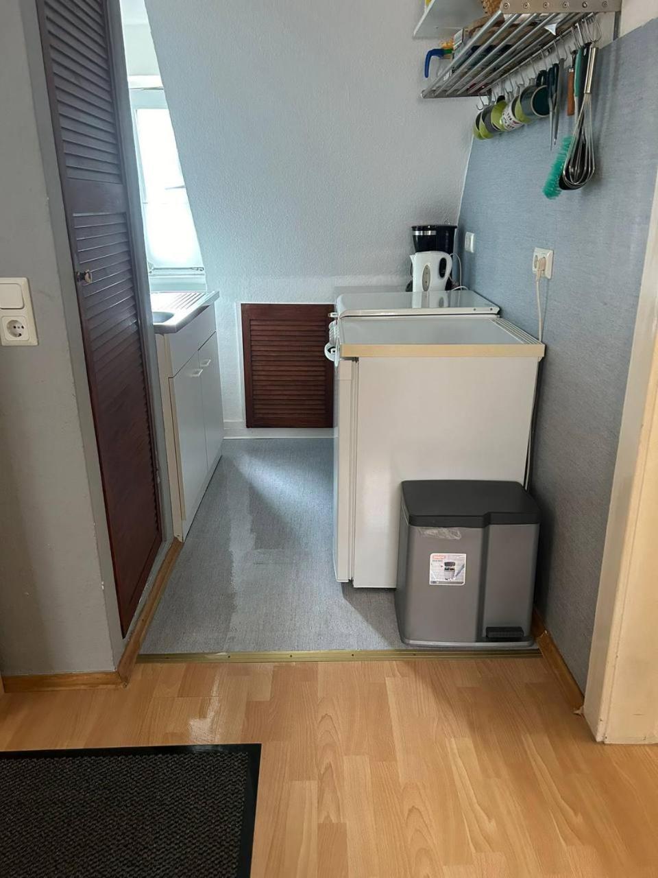 Gemütliche 3-Zimmer - Ferienwohnung mit Kabel-TV, Wilhelmshaven, Hooksiel Exterior foto
